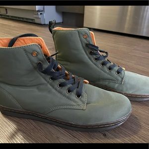 Dr. Marten boots - olive waterproof - size 10
